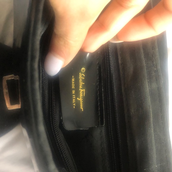 Salvatore Ferragamo bag - Picture 3 of 5